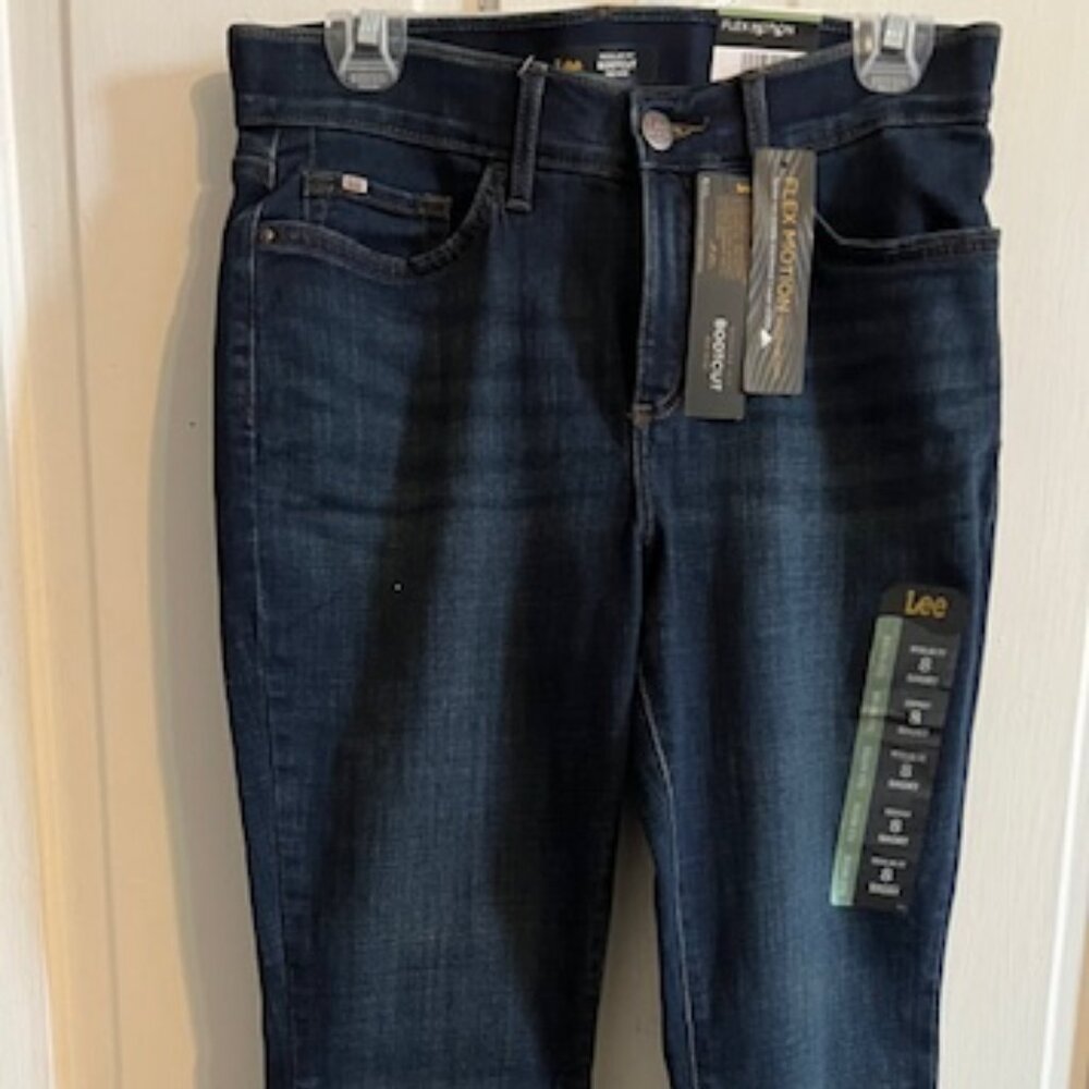 Lee Flex Motion bootcut jeans, 8 Short, NWT